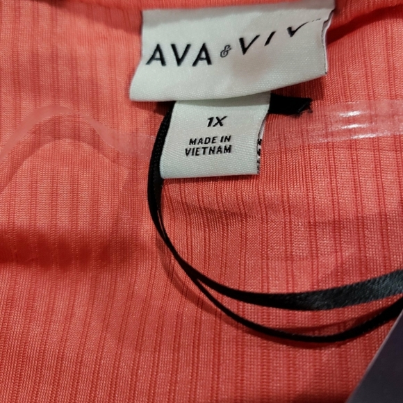 NWT WOMEN'S AVA & VIV SLIM FIT SHORT SLEEVE RIBBED SHIRT - Picture 8 of 9